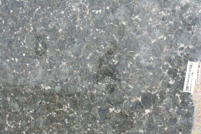 Granite Color Verde Butterfly 