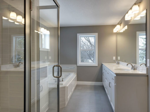 Hanstone Arete Granite Counter in Bathroom